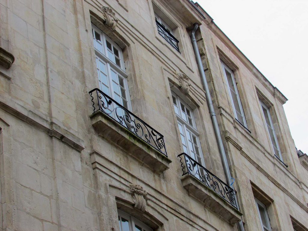 hotel de ville ferronneries 1