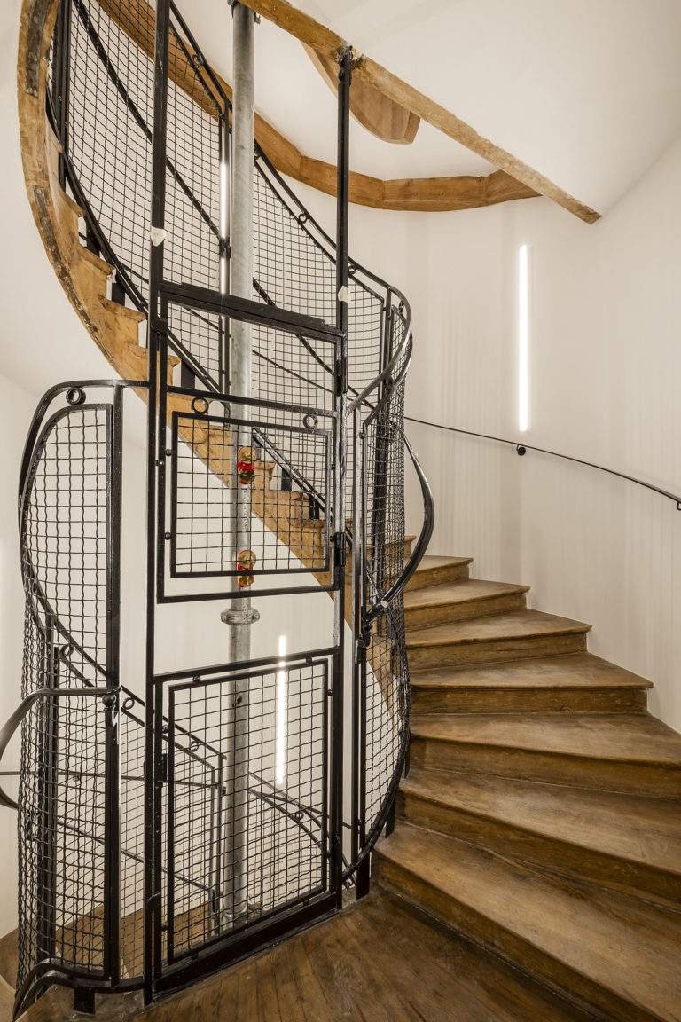 place de la bourse 6